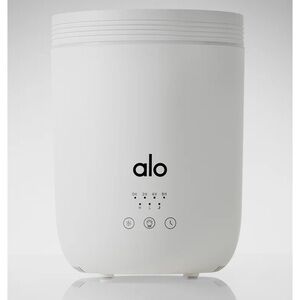 NWT- Alo Aura Diffuser/ humidifier